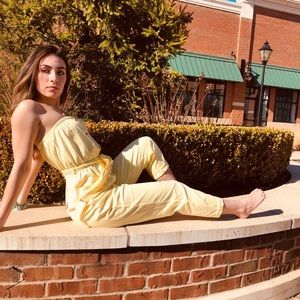 Meet your Posher, Adrianna